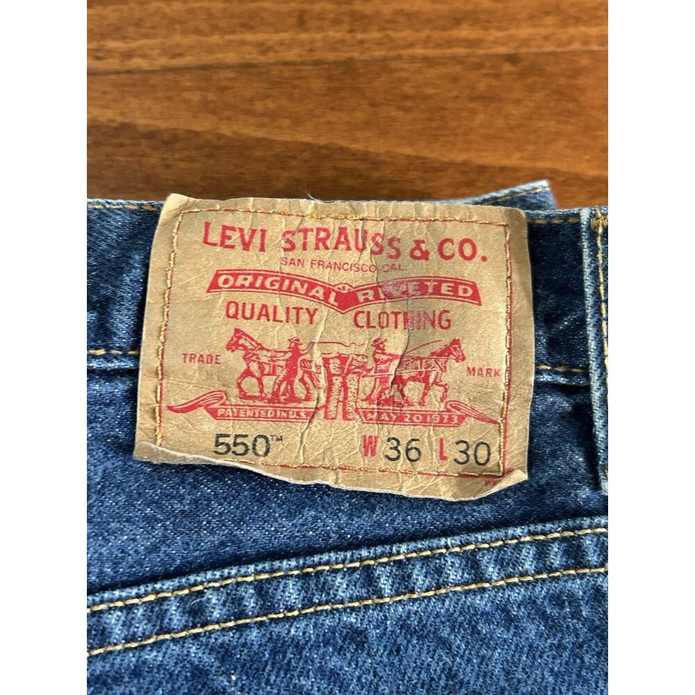 Levi's 550 Men's 36x30 Relaxed Fit Jeans - Blue Medium Wash Straight Leg Denim - Picture 4 of 7